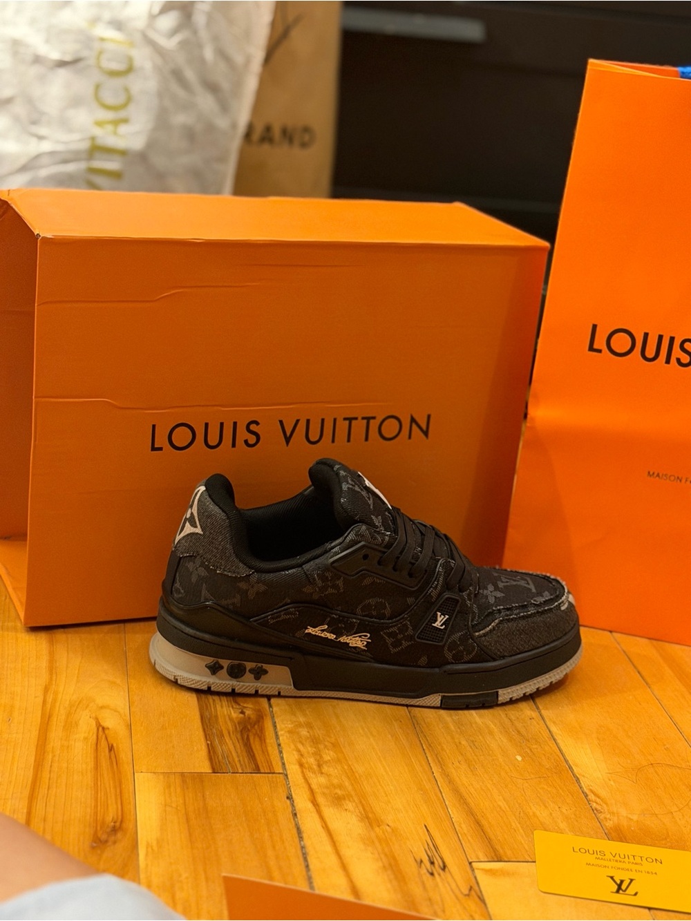 Louis Vuitton Low-Top Sneaker